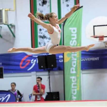 Gimnasta Sabrina Maneca Voinea va concura la Cupa Mondială de la Doha