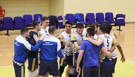 Voleibaliștii CSM Constanța, victorie cu 3-2 contra lui SCM Zalău