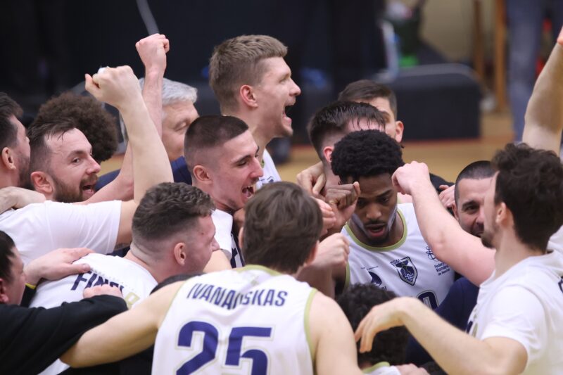 Victorie dramatică împotriva Rapidului și calificare istorică în semifinalele Cupei României la baschet masculin!
