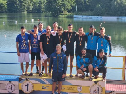 Kaiaciștii și canoiștii CSM Constanța, medaliați cu argint și bronz la Campionatul Național
