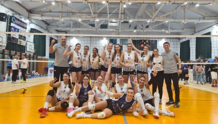 Au început cu dreptul! Voleibalistele noastre au câștigat, la Târgu Mureș, primul lor meci în Divizia A1