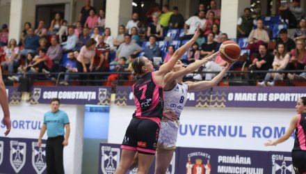 Baschetbalistele CSM Constanța au spulberat Aradul și merg mai departe în Cupa României