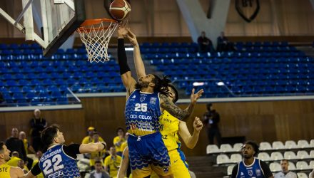 CSM Constanța s-a calificat în semifinalele Cupei României! Baschetbaliștii noștri i-au învins pe sibieni, în „sferturile” turneului Final 8 de la Cluj-Napoca