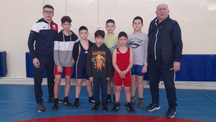 Medalii pentru tinerii luptători de la CSM Constanța