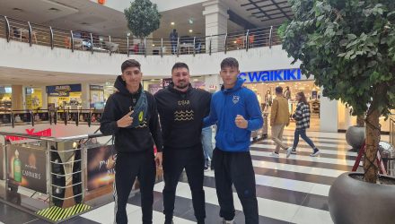 Doi pugiliști de la CSM Constanța încep lupta pentru medalii la Naționalele de juniori