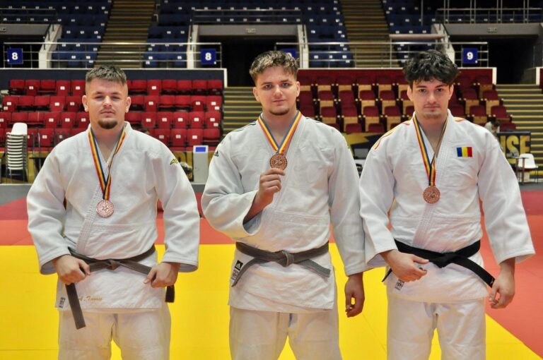 Judoka de la CSM Constanța, medaliați la Campionatul Național U21
