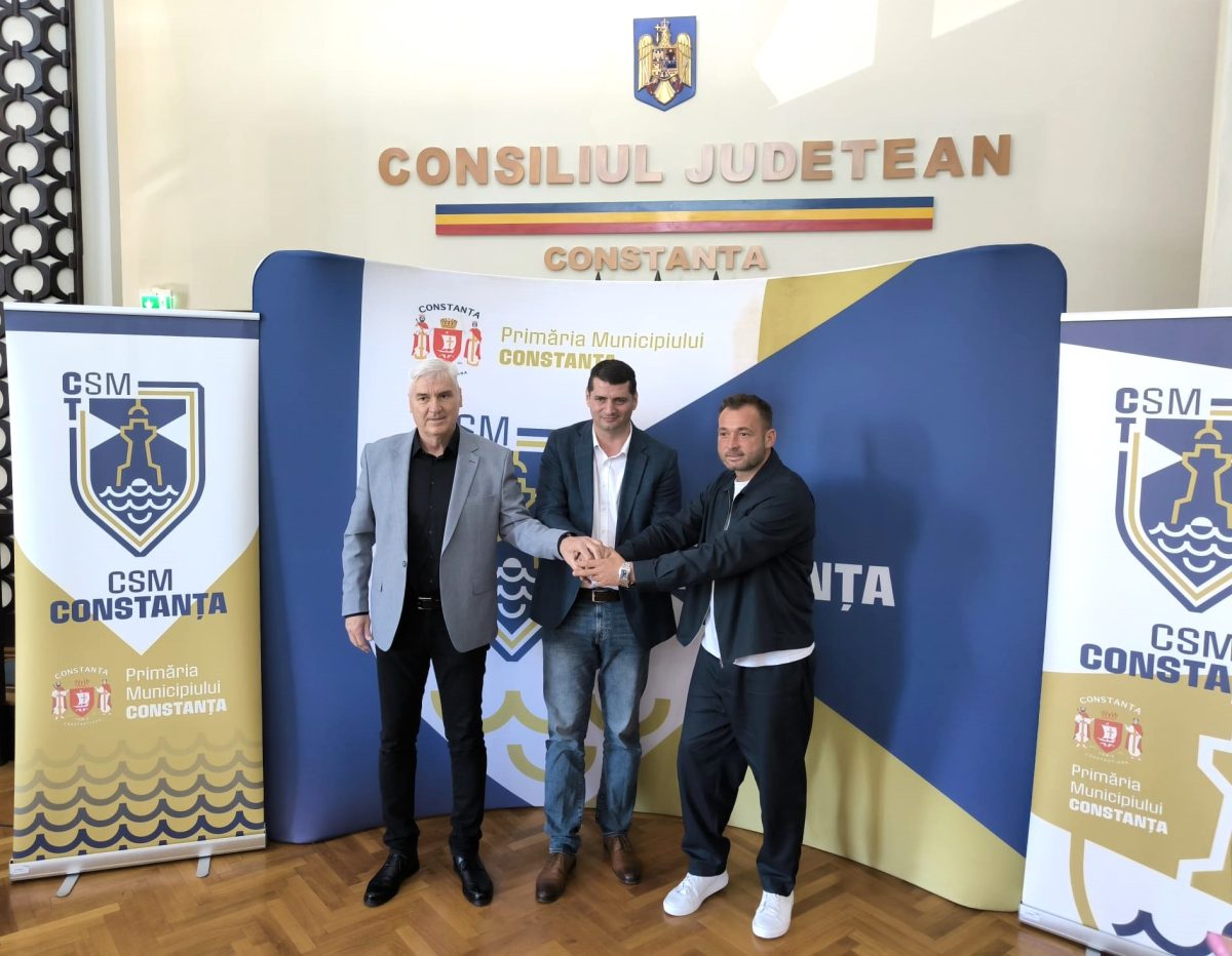 Mihai Ochiuleț: „Am decis să o luăm de la zero!” Aihan Omer și Marius Stavrositu au fost prezentați oficial la echipa de handbal