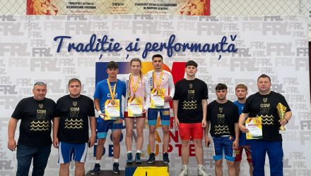 Medalii pentru tinerii luptători de la CSM Constanța