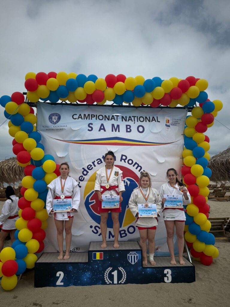 Aur pentru Cristina Blănaru de la CSM Constanța la Naționalele de Beach Sambo