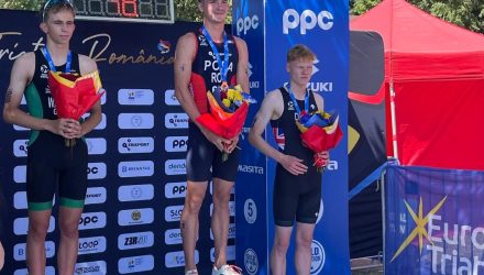 Triatlonistul Carol Popa a câștigat medalia de aur la Cupa Europeană de la Izvorani