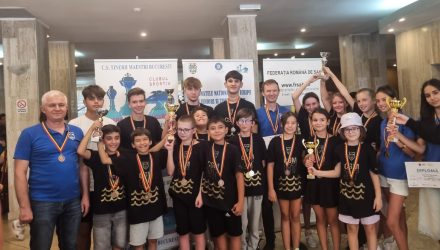 Salbă de medalii pentru șahiștii de la CSM Constanța la Campionatul Național pe Echipe Juniori și Tineret de la Mamaia!