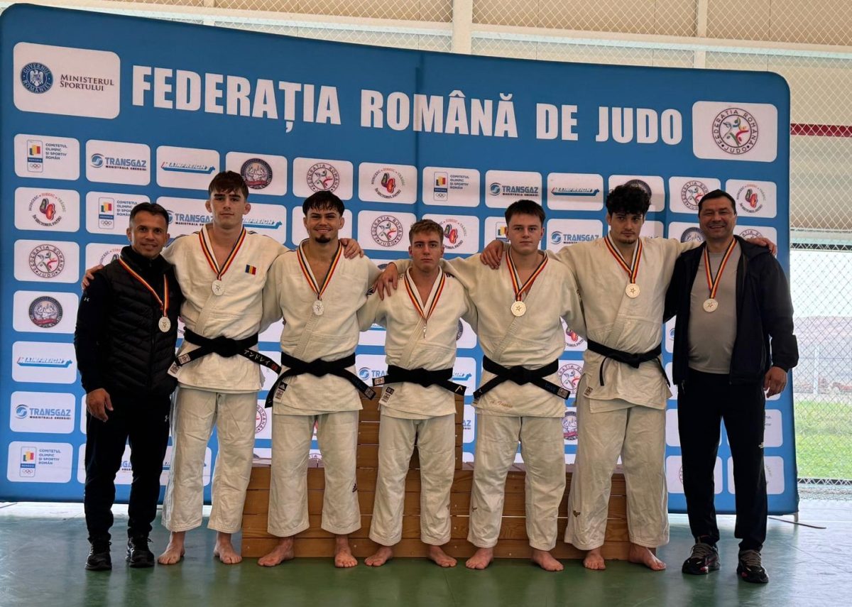 Judoka de la CSM Constanța, medaliați cu argint la competițiile naționale