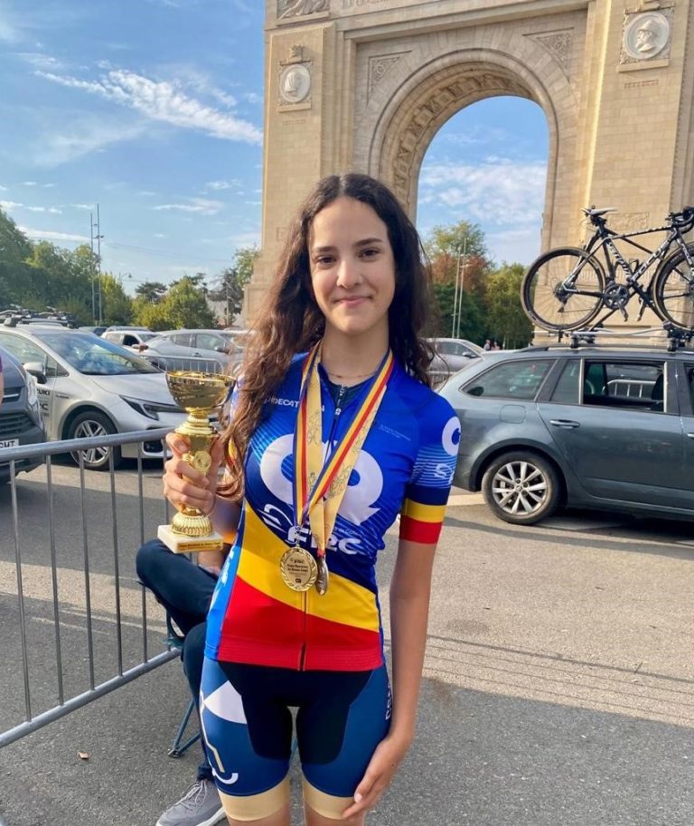 Alessandra Belu este câștigătoarea Cupei României de șosea la categoria U15!