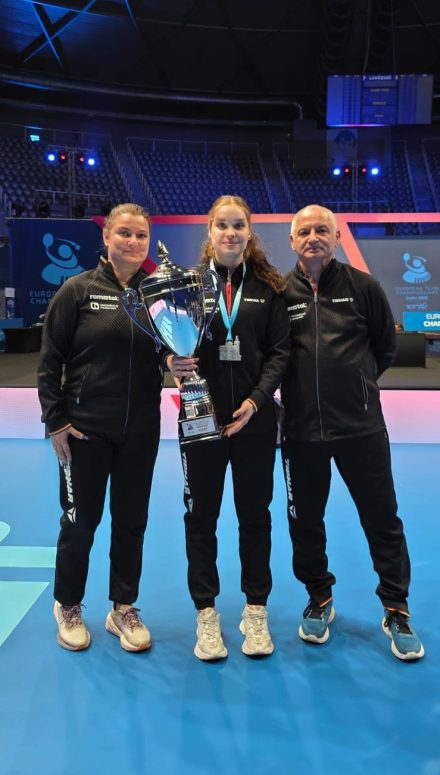 Medalii de argint pentru România la Campionatul European de tenis de masă! Elena Zaharia, Viorel Filimon și Anamaria Sebe au făcut parte din lotul tricolor la Zadar