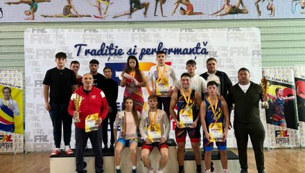 Medalii pentru luptătorii de la CSM Constanța