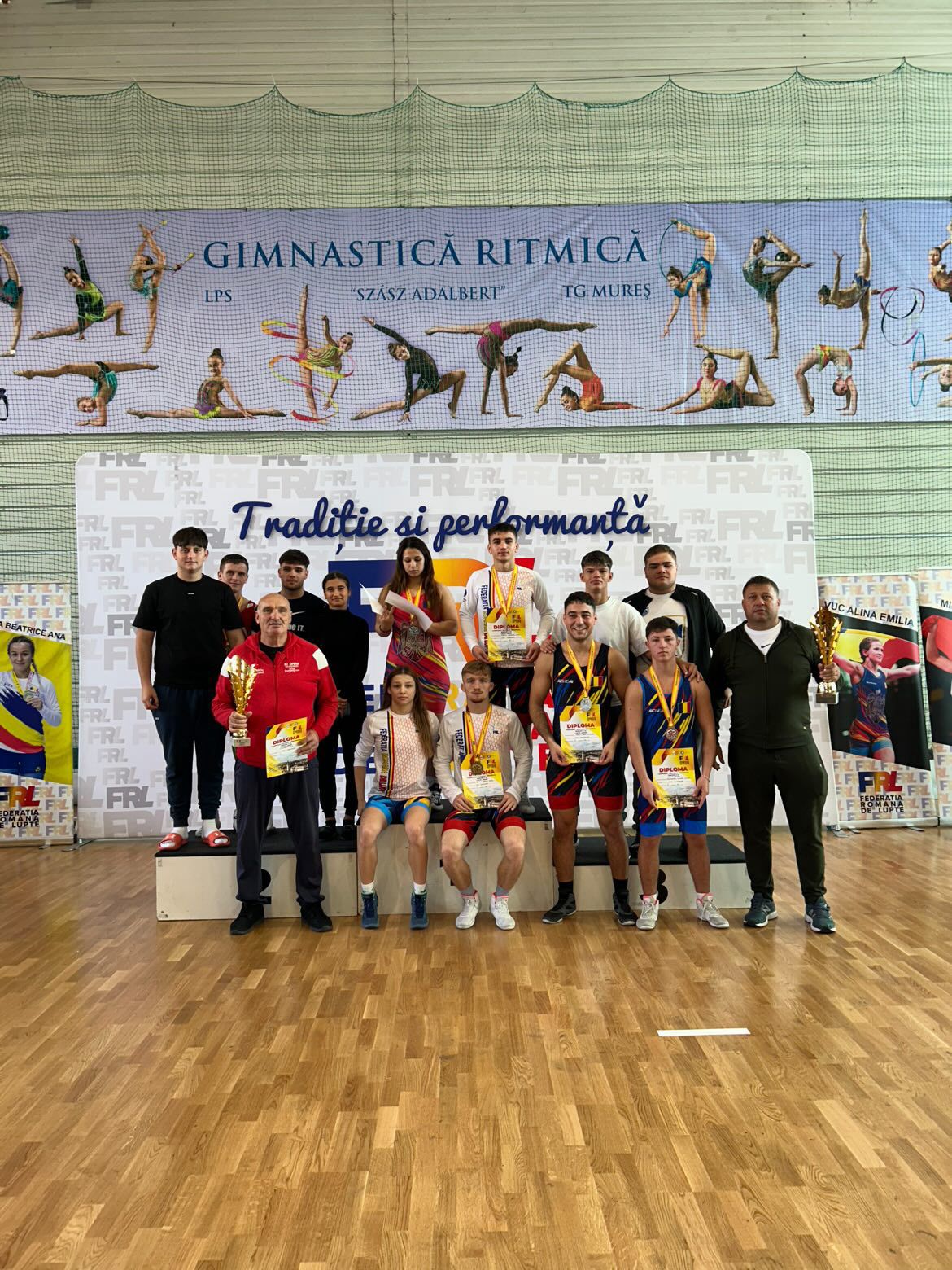 Medalii pentru luptătorii de la CSM Constanța