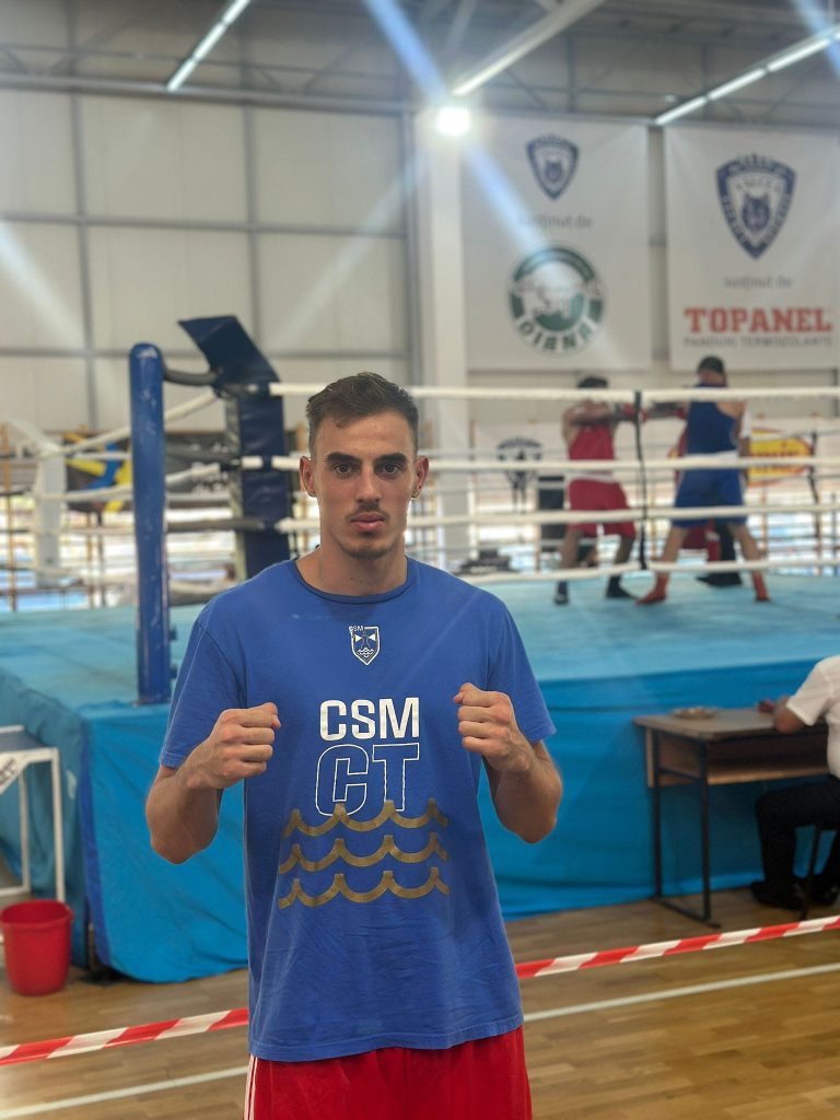 Ambii pugiliști de la CSM Constanța boxează joi la Campionatul Național pentru seniori