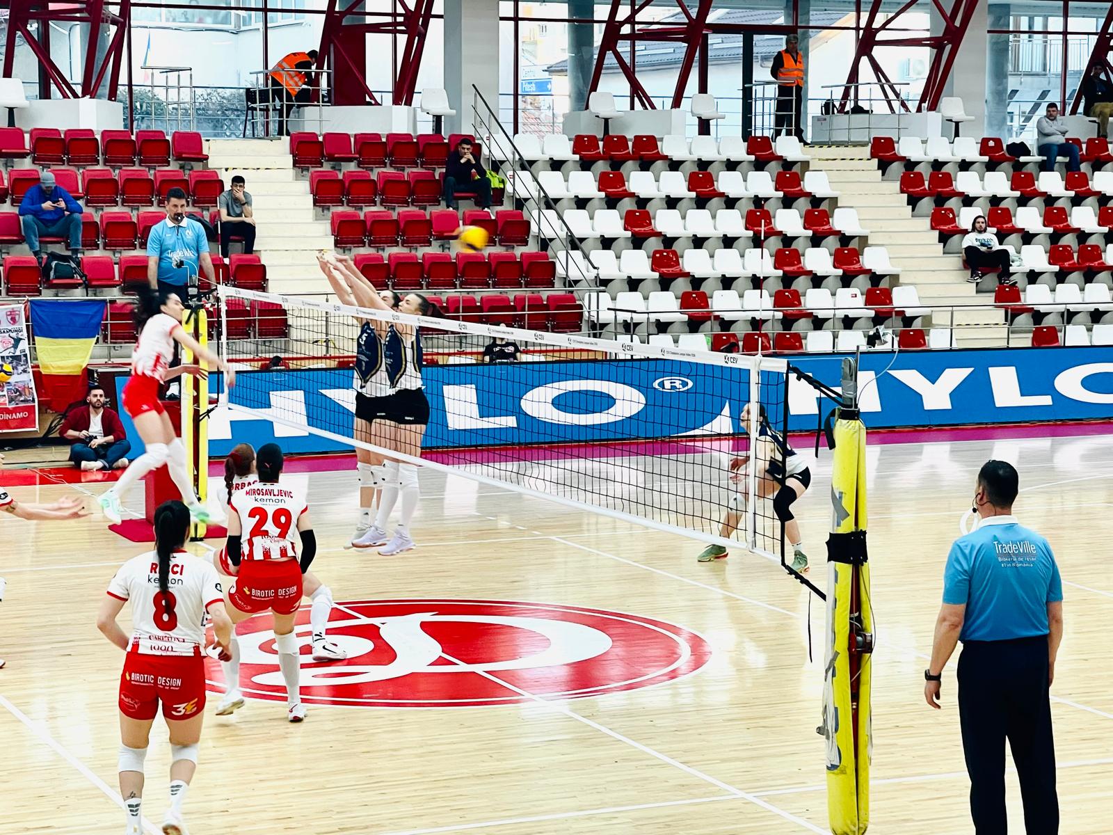 Dinamo București – CSM Constanța 3-0, în primul meci din play-off-ul Diviziei A1 de volei feminin