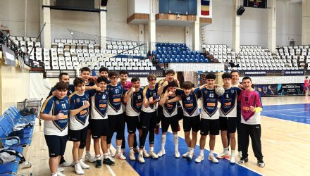 Handbaliștii juniori, la porțile turneelor semifinale în Campionatele Naționale! Echipa antrenată de Ionuț Pușcașu, în Top 16