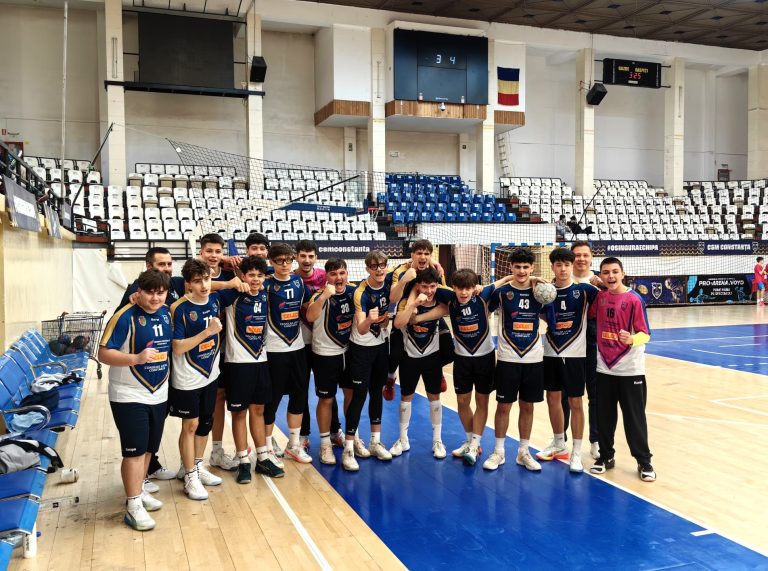Handbaliștii juniori, la porțile turneelor semifinale în Campionatele Naționale! Echipa antrenată de Ionuț Pușcașu, în Top 16