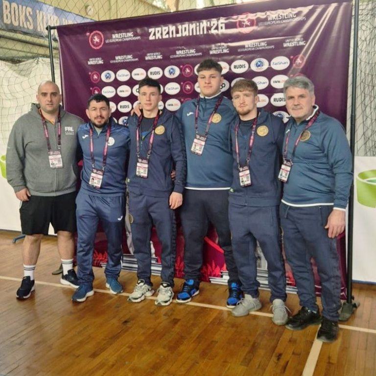 Doi sportivi de la CSM Constanța evoluează la Campionatul European de lupte