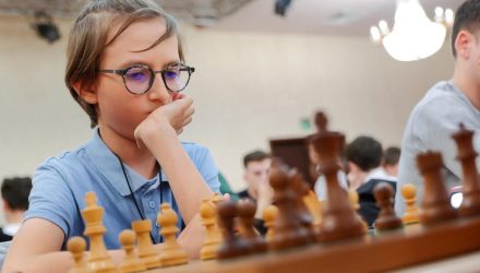 Henry Tudor a obținut 5 victorii și 3 remize la Katowice și a urcat 11 poziții în clasamentul Campionatului European de Șah
