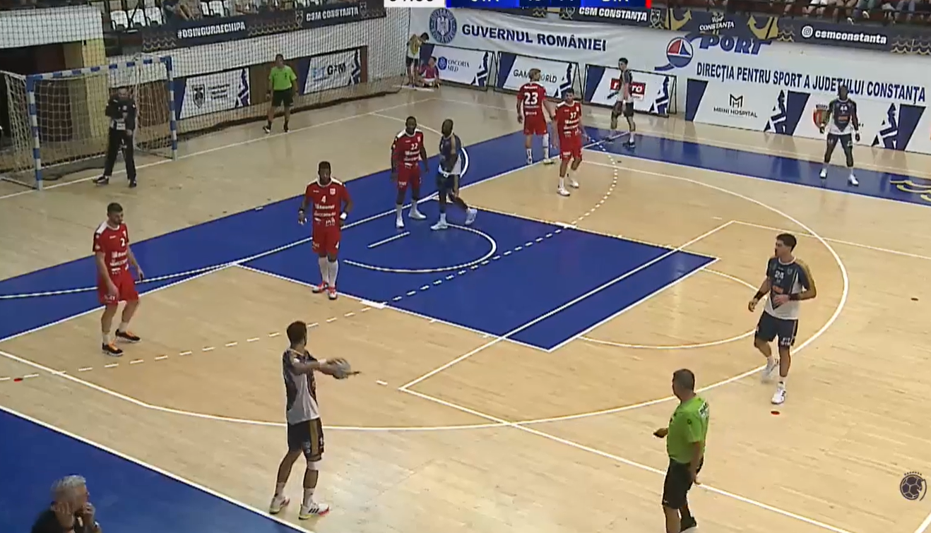 CSM Constanța, aproape de egal cu campioana Dinamo București: 22-23, la debutul în Liga Zimbrilor!
